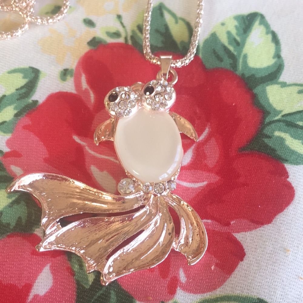 NWT Adorable Tadpole Fish Necklace
